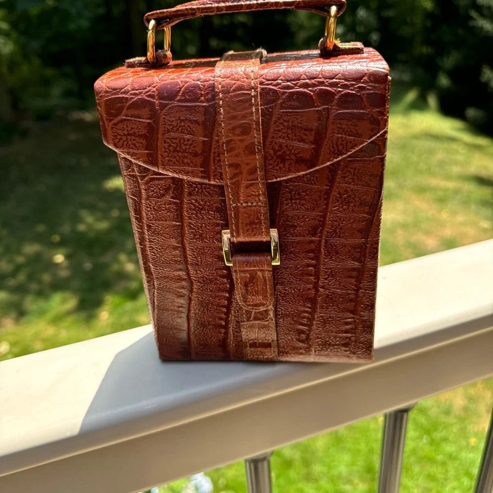 Travel Jewlery Case Brown Box Compact with Mirror Faux Leather - Picture 2 of 12